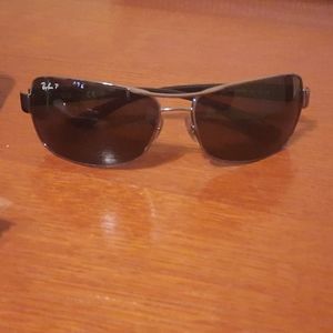 Ray Ban Sun Glassed